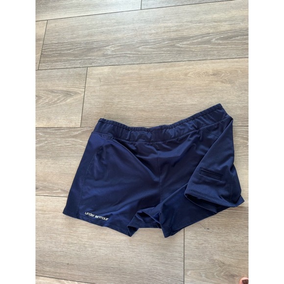 Under Armour University of Dayton Heat Gear shorts - Picture 3 of 4